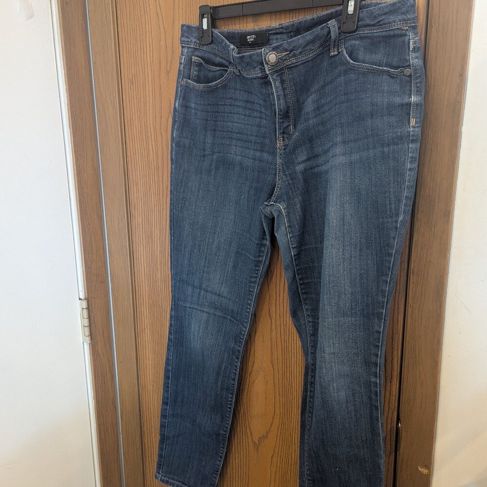 Vera Wang-Mid Rise Classic Fit Denim Blue Jeans-Size 14